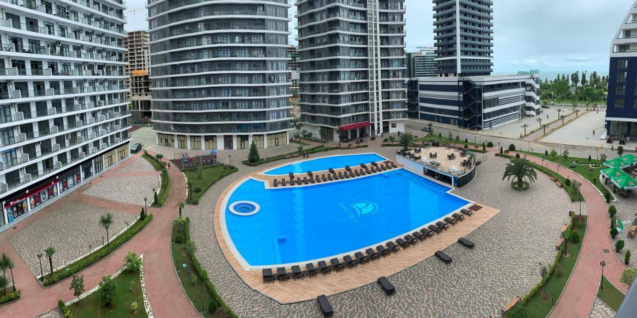 White Sails Apartment Batumi Exterior foto